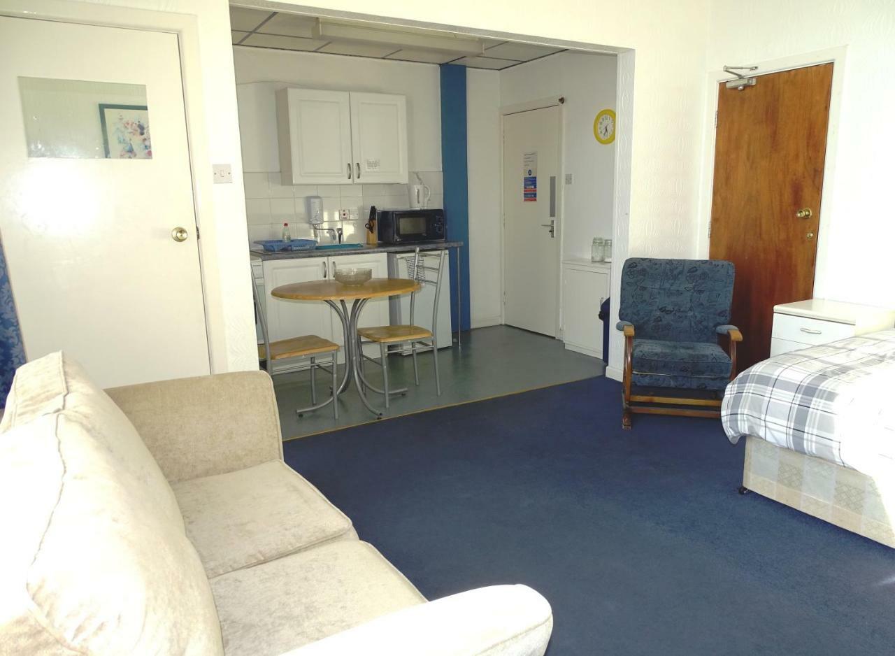 Beeton Villas Holiday Apartments Blackpool Exterior foto