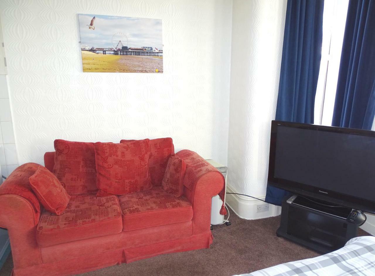 Beeton Villas Holiday Apartments Blackpool Exterior foto